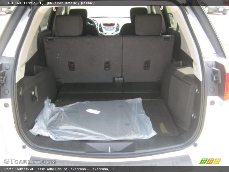Quicksilver Metallic / Jet Black 2011 GMC Terrain SLE