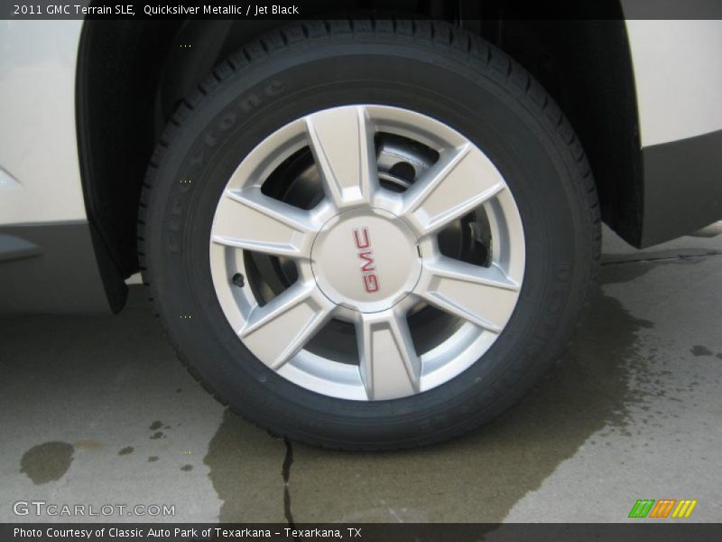 Quicksilver Metallic / Jet Black 2011 GMC Terrain SLE