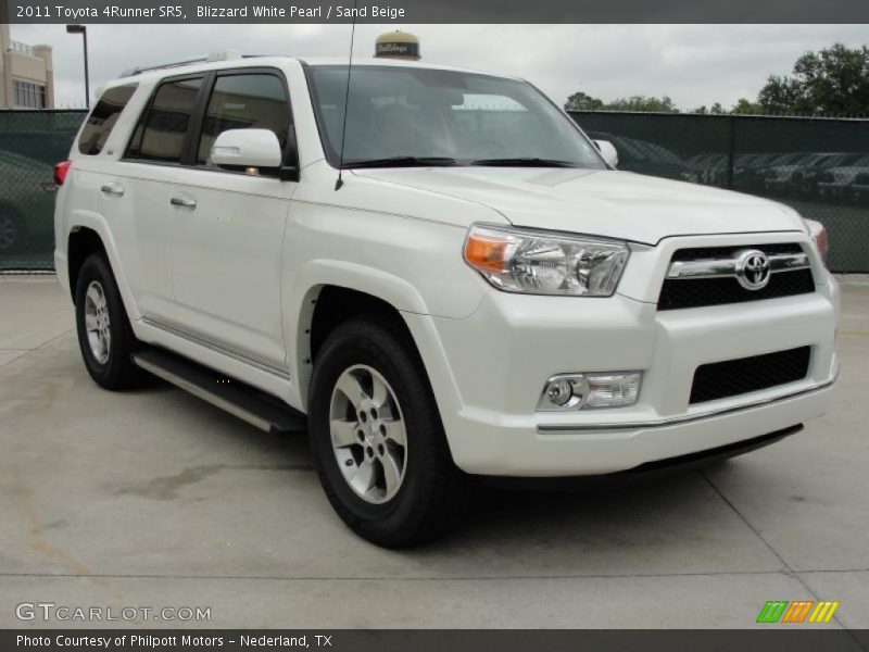 Blizzard White Pearl / Sand Beige 2011 Toyota 4Runner SR5