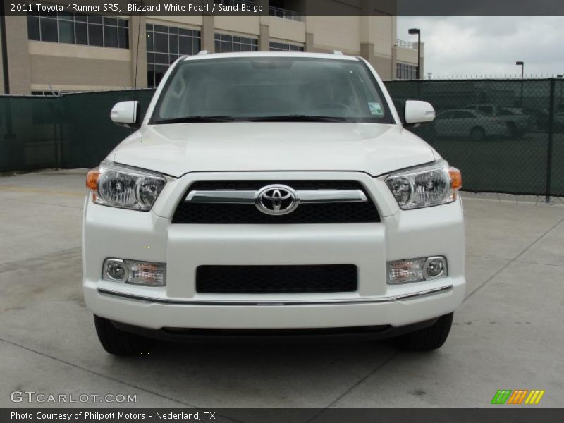 Blizzard White Pearl / Sand Beige 2011 Toyota 4Runner SR5