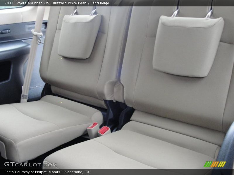 Blizzard White Pearl / Sand Beige 2011 Toyota 4Runner SR5