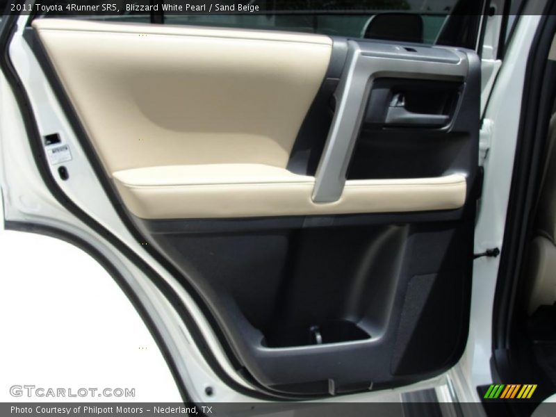 Blizzard White Pearl / Sand Beige 2011 Toyota 4Runner SR5