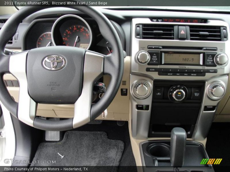 Blizzard White Pearl / Sand Beige 2011 Toyota 4Runner SR5