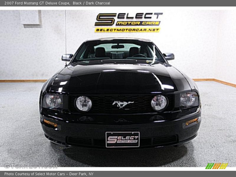 Black / Dark Charcoal 2007 Ford Mustang GT Deluxe Coupe