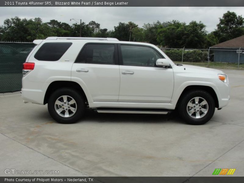 Blizzard White Pearl / Sand Beige Leather 2011 Toyota 4Runner SR5