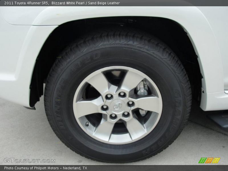 Blizzard White Pearl / Sand Beige Leather 2011 Toyota 4Runner SR5