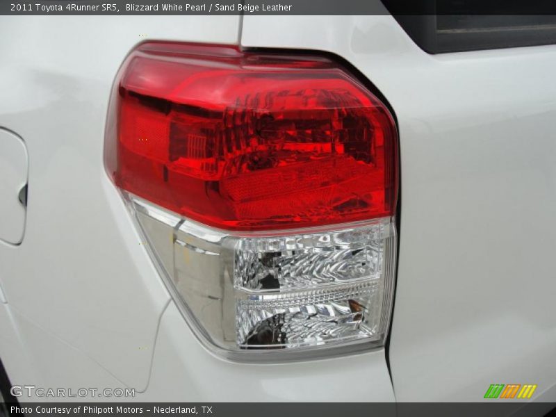 Blizzard White Pearl / Sand Beige Leather 2011 Toyota 4Runner SR5