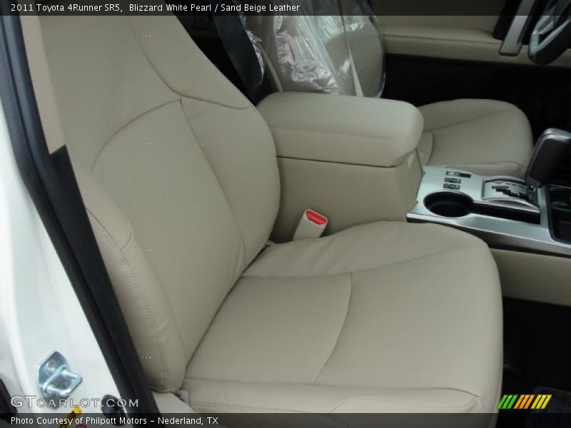 Blizzard White Pearl / Sand Beige Leather 2011 Toyota 4Runner SR5