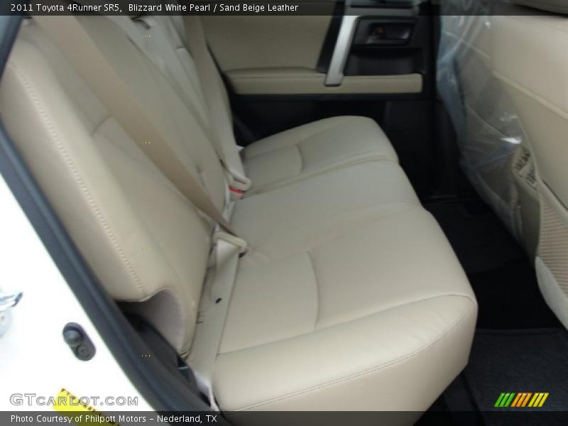 Blizzard White Pearl / Sand Beige Leather 2011 Toyota 4Runner SR5