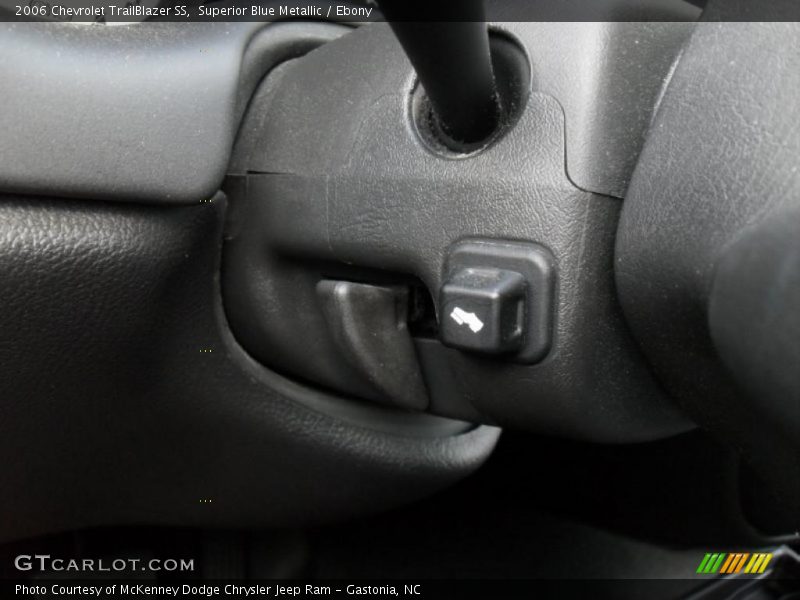 Superior Blue Metallic / Ebony 2006 Chevrolet TrailBlazer SS