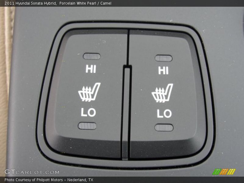 Controls of 2011 Sonata Hybrid