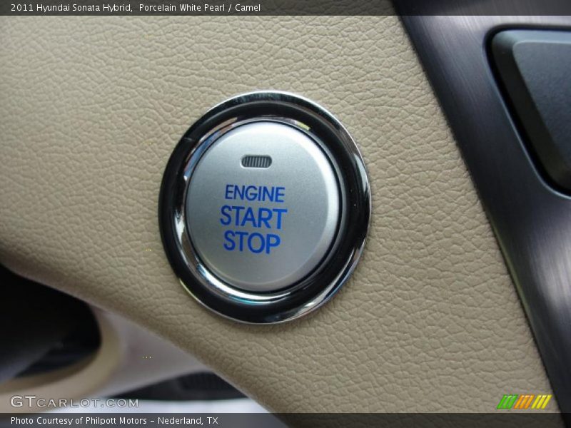 Controls of 2011 Sonata Hybrid