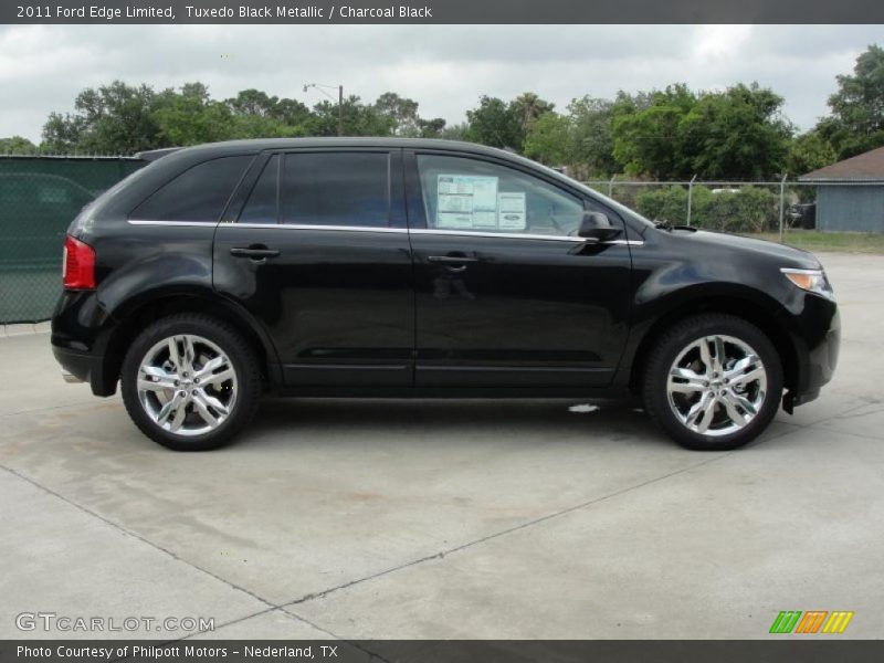 Tuxedo Black Metallic / Charcoal Black 2011 Ford Edge Limited