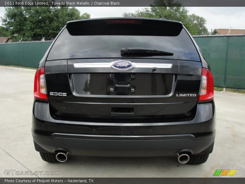 Tuxedo Black Metallic / Charcoal Black 2011 Ford Edge Limited