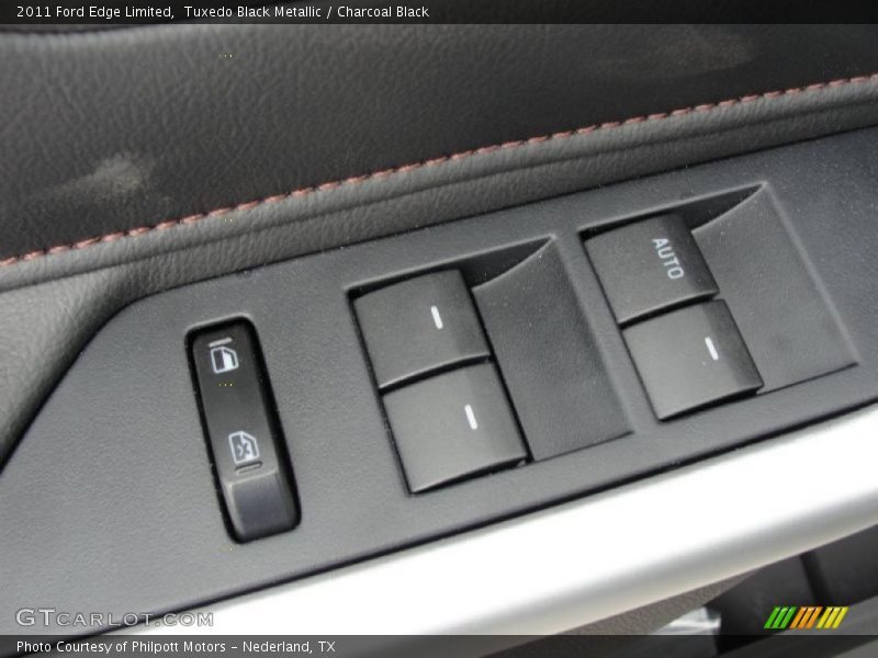 Tuxedo Black Metallic / Charcoal Black 2011 Ford Edge Limited