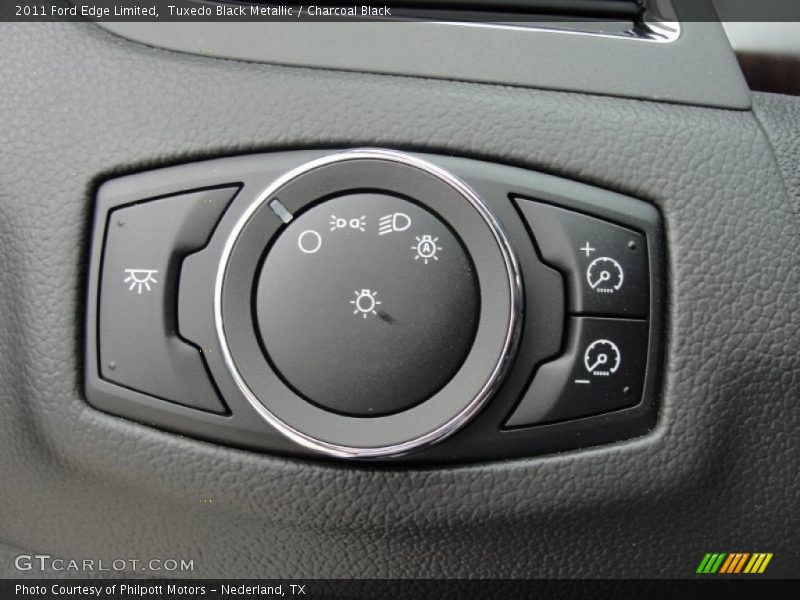 Tuxedo Black Metallic / Charcoal Black 2011 Ford Edge Limited