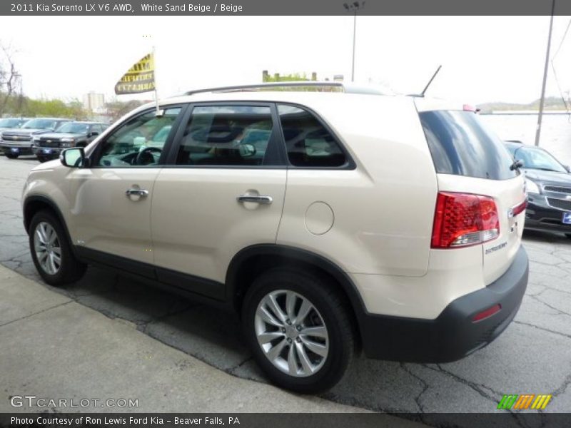 White Sand Beige / Beige 2011 Kia Sorento LX V6 AWD