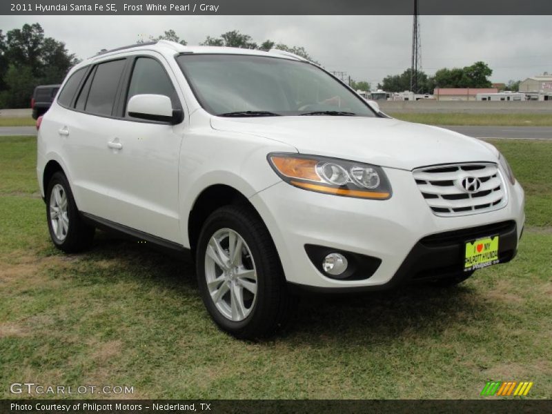 Frost White Pearl / Gray 2011 Hyundai Santa Fe SE
