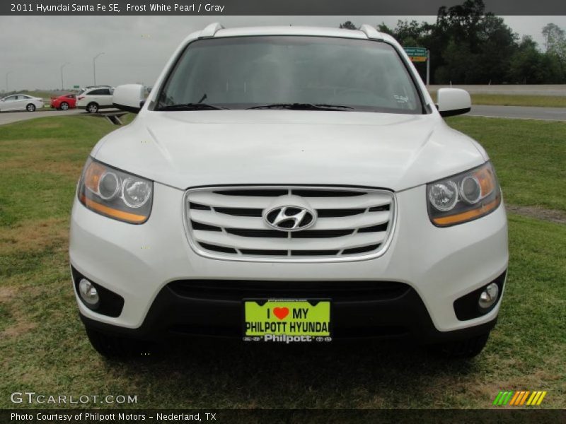 Frost White Pearl / Gray 2011 Hyundai Santa Fe SE