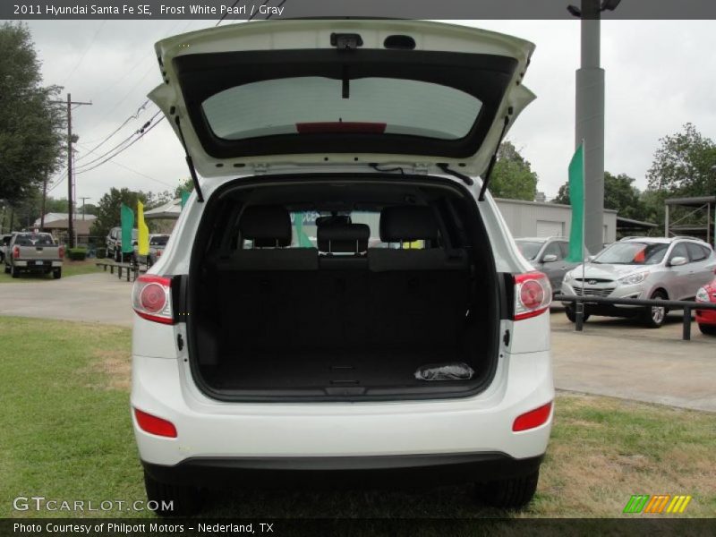 Frost White Pearl / Gray 2011 Hyundai Santa Fe SE