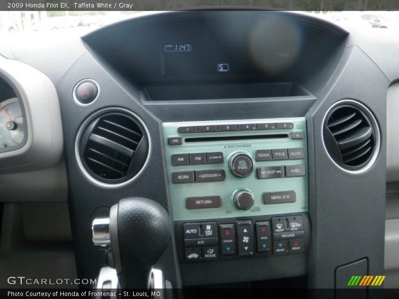 Controls of 2009 Pilot EX