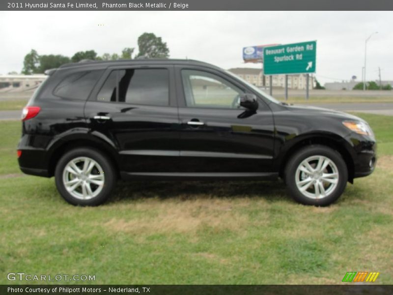 Phantom Black Metallic / Beige 2011 Hyundai Santa Fe Limited