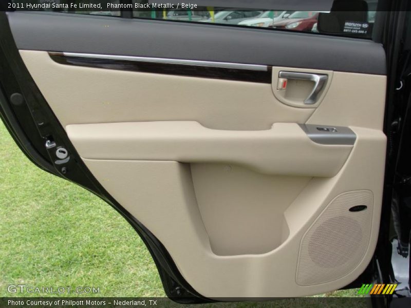 Phantom Black Metallic / Beige 2011 Hyundai Santa Fe Limited