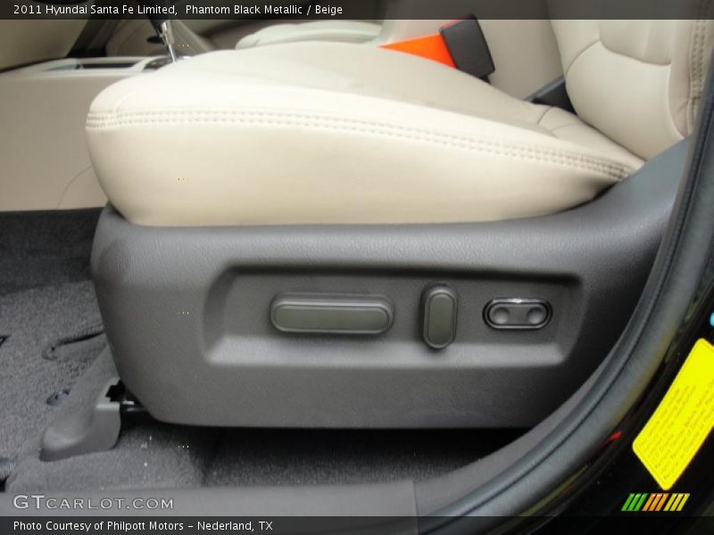 Phantom Black Metallic / Beige 2011 Hyundai Santa Fe Limited