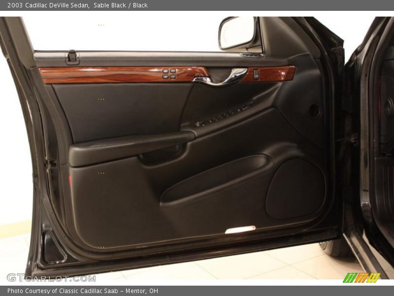 Sable Black / Black 2003 Cadillac DeVille Sedan