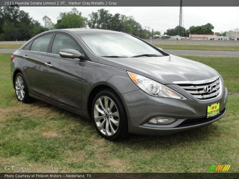 Front 3/4 View of 2011 Sonata Limited 2.0T