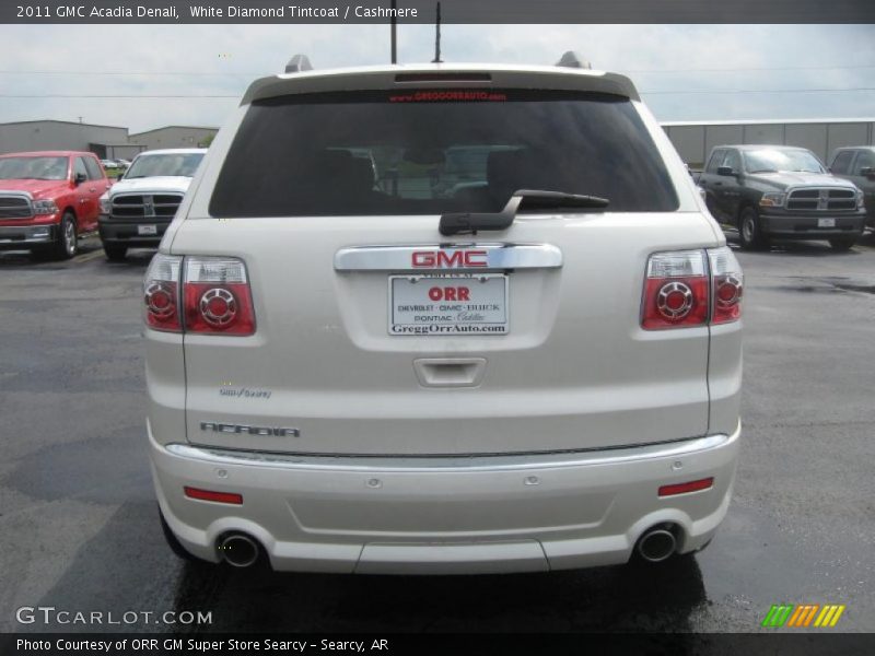 White Diamond Tintcoat / Cashmere 2011 GMC Acadia Denali