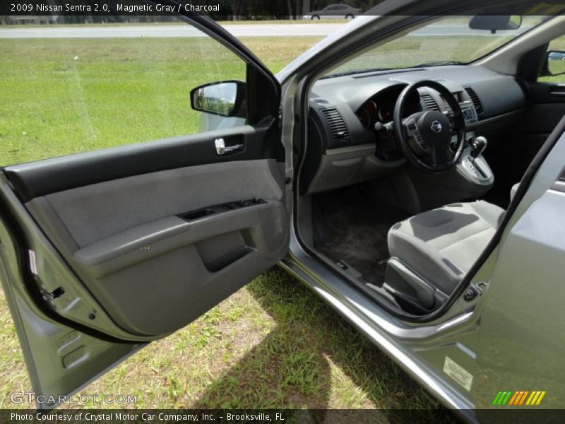 Magnetic Gray / Charcoal 2009 Nissan Sentra 2.0