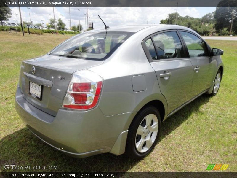 Magnetic Gray / Charcoal 2009 Nissan Sentra 2.0