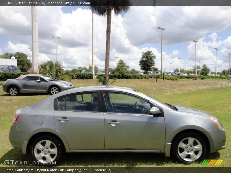 Magnetic Gray / Charcoal 2009 Nissan Sentra 2.0