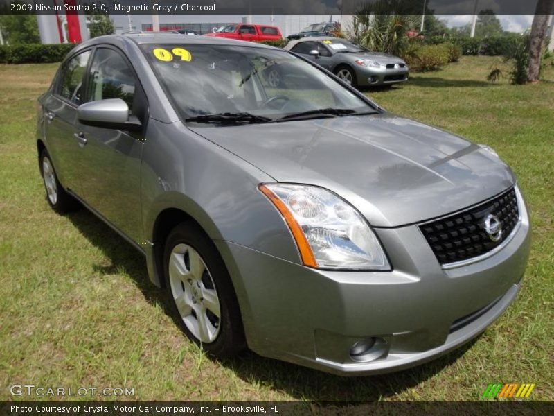 Magnetic Gray / Charcoal 2009 Nissan Sentra 2.0