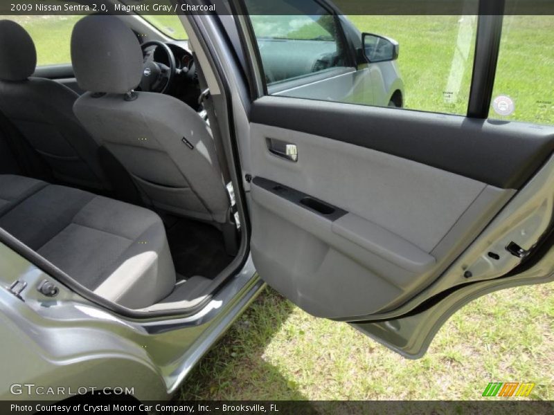 Magnetic Gray / Charcoal 2009 Nissan Sentra 2.0