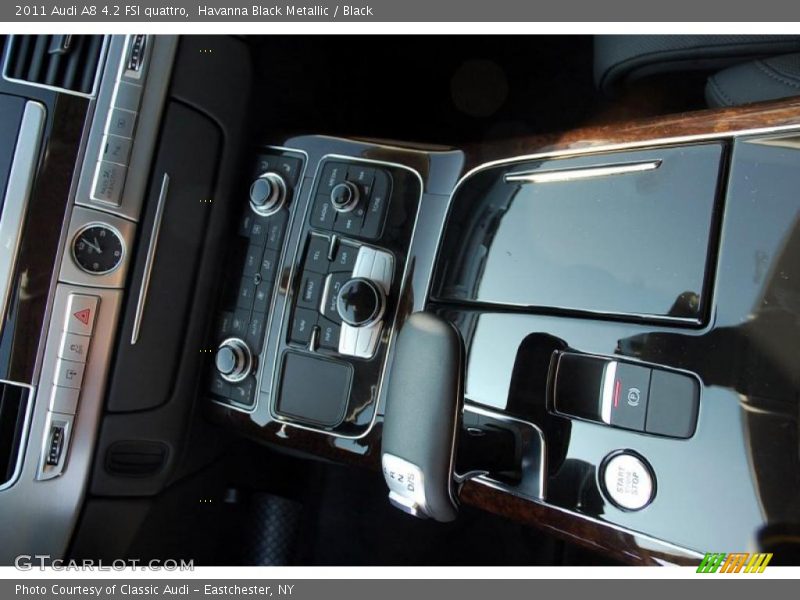 Havanna Black Metallic / Black 2011 Audi A8 4.2 FSI quattro