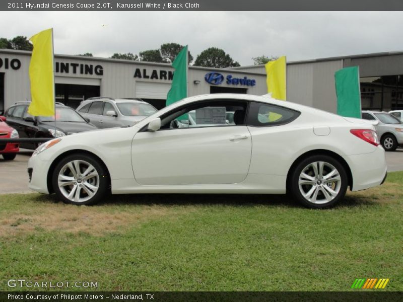 Karussell White / Black Cloth 2011 Hyundai Genesis Coupe 2.0T