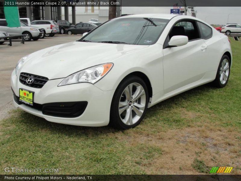 Karussell White / Black Cloth 2011 Hyundai Genesis Coupe 2.0T