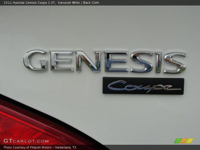  2011 Genesis Coupe 2.0T Logo