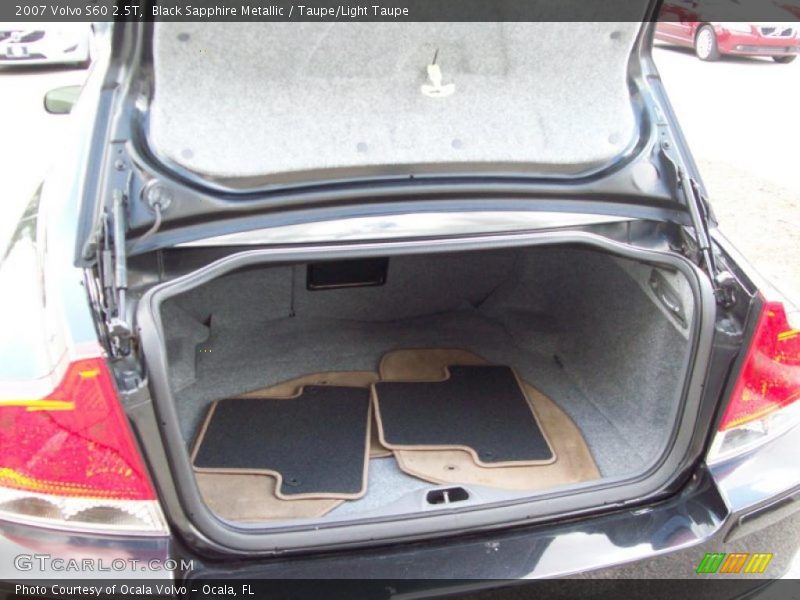 Black Sapphire Metallic / Taupe/Light Taupe 2007 Volvo S60 2.5T