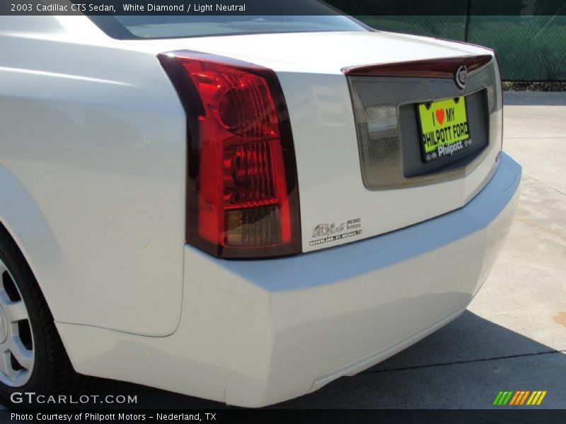White Diamond / Light Neutral 2003 Cadillac CTS Sedan