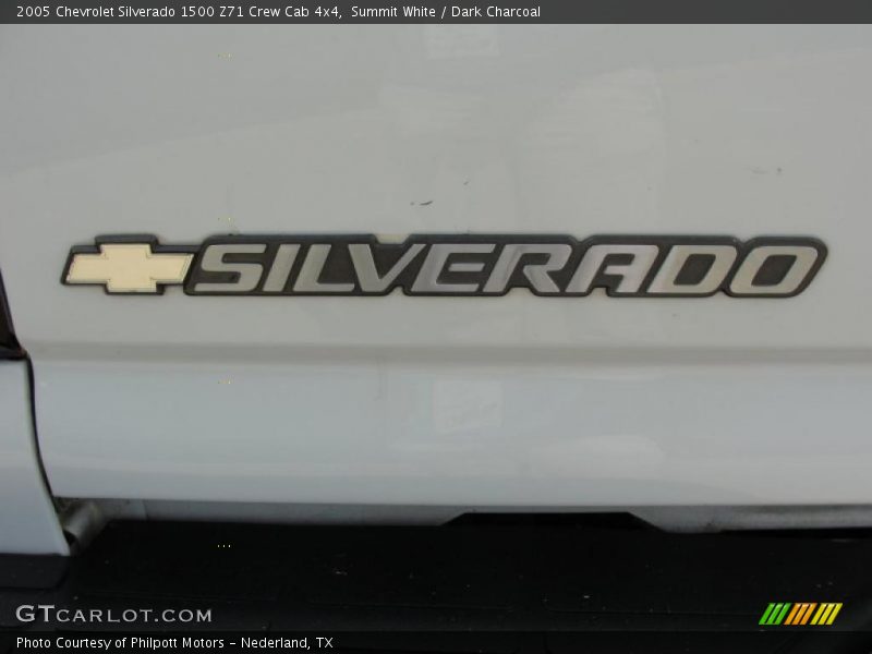 Summit White / Dark Charcoal 2005 Chevrolet Silverado 1500 Z71 Crew Cab 4x4