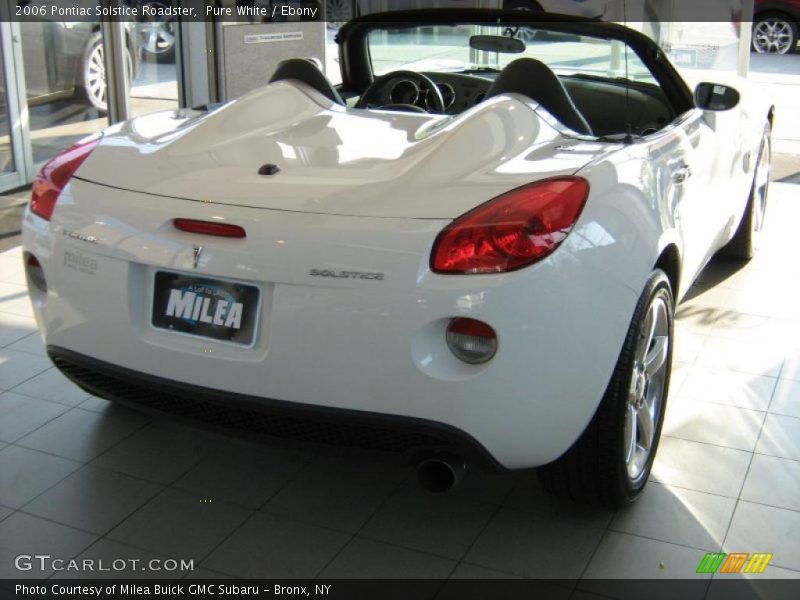 Pure White / Ebony 2006 Pontiac Solstice Roadster