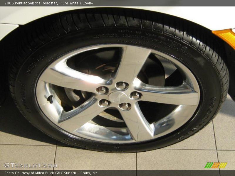 Pure White / Ebony 2006 Pontiac Solstice Roadster