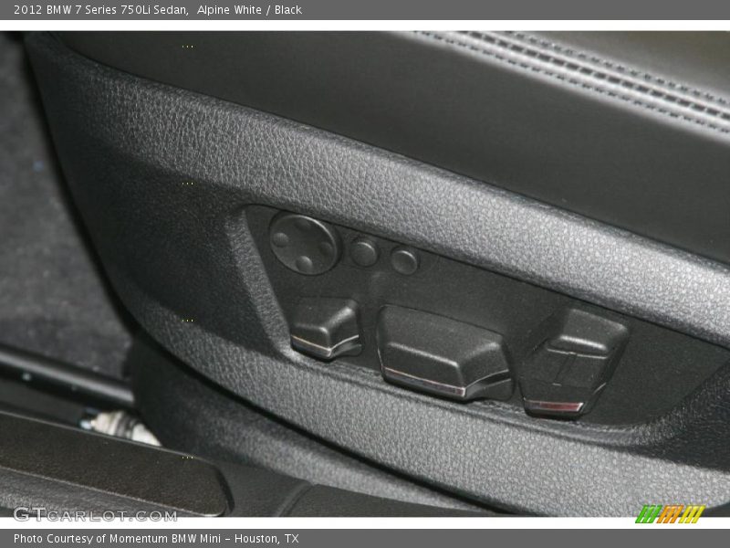 Controls of 2012 7 Series 750Li Sedan