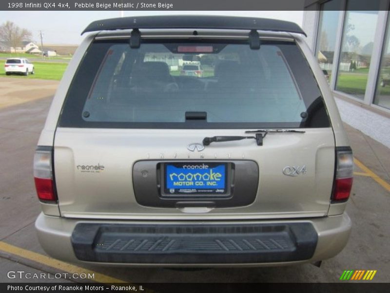 Pebble Beige Metallic / Stone Beige 1998 Infiniti QX4 4x4