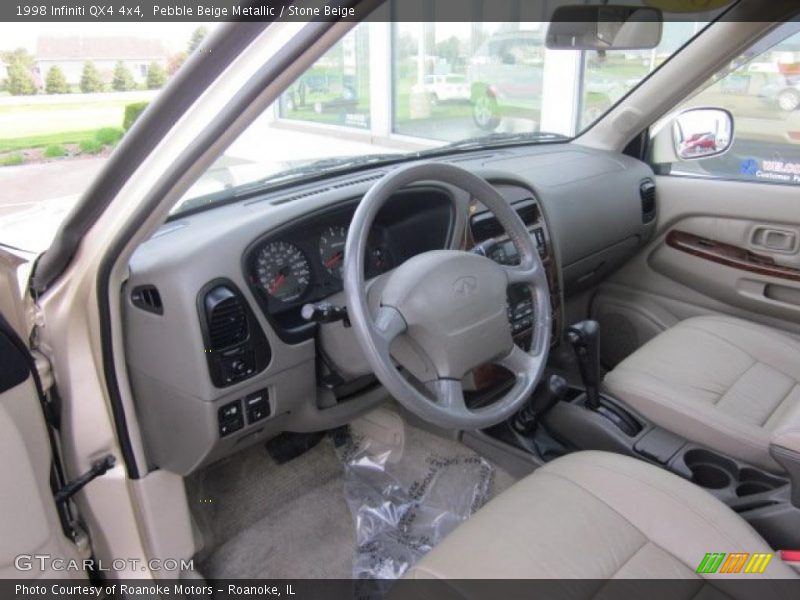 Dashboard of 1998 QX4 4x4