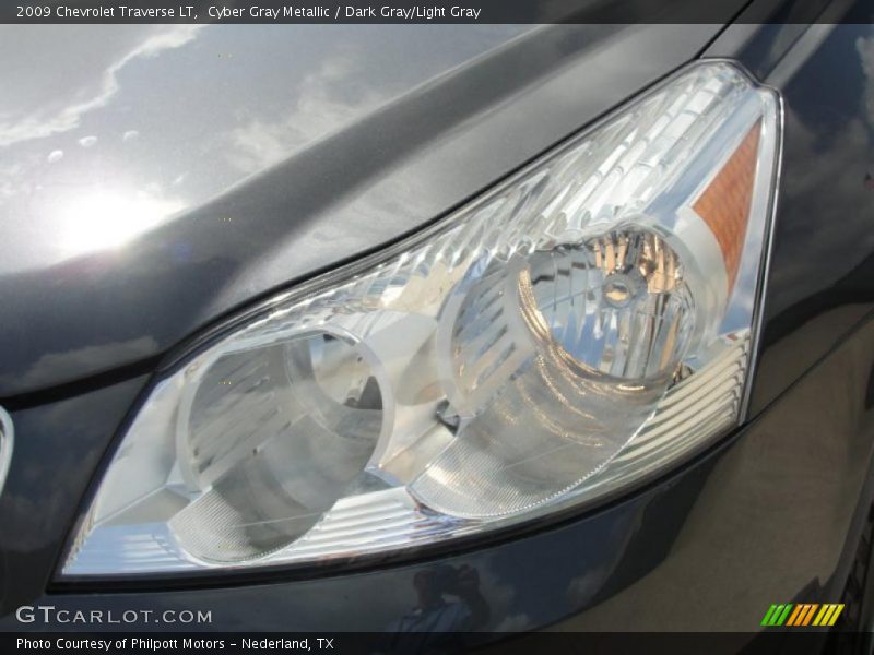 Cyber Gray Metallic / Dark Gray/Light Gray 2009 Chevrolet Traverse LT