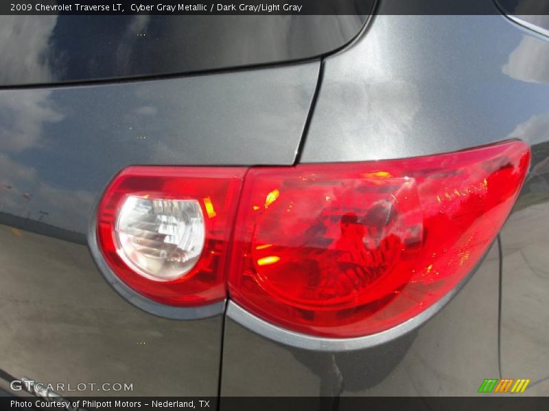 Cyber Gray Metallic / Dark Gray/Light Gray 2009 Chevrolet Traverse LT